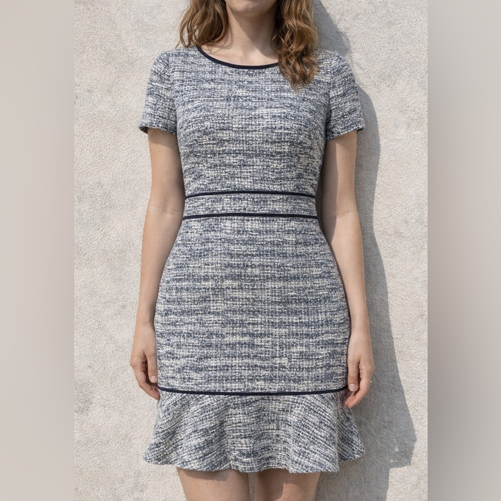 Heathered Gray Tweed Short Sleeve Sheath Dress with Ruffle Hem